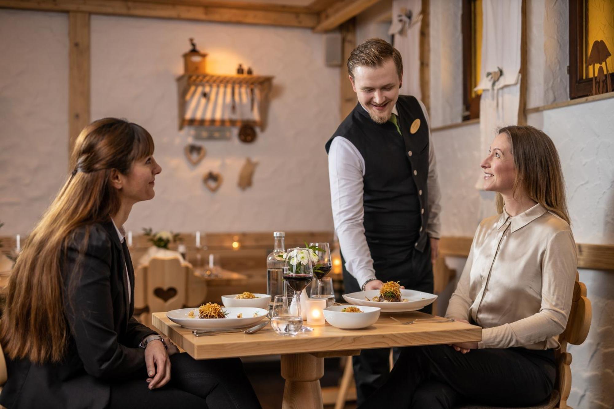 Hotel & Restaurant Zum Reussenstein Böblingen Eksteriør billede
