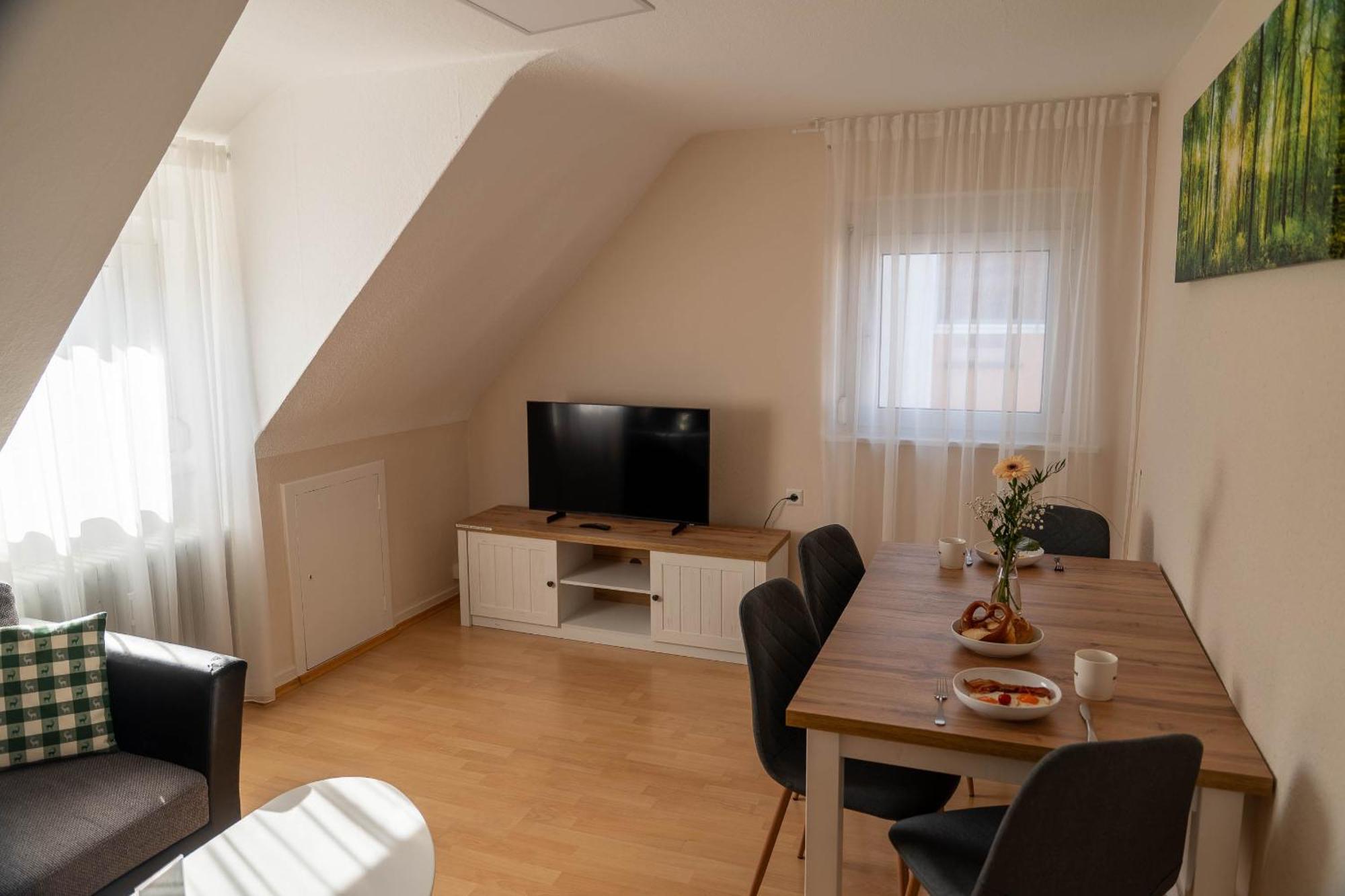 Hotel & Restaurant Zum Reussenstein Böblingen Eksteriør billede